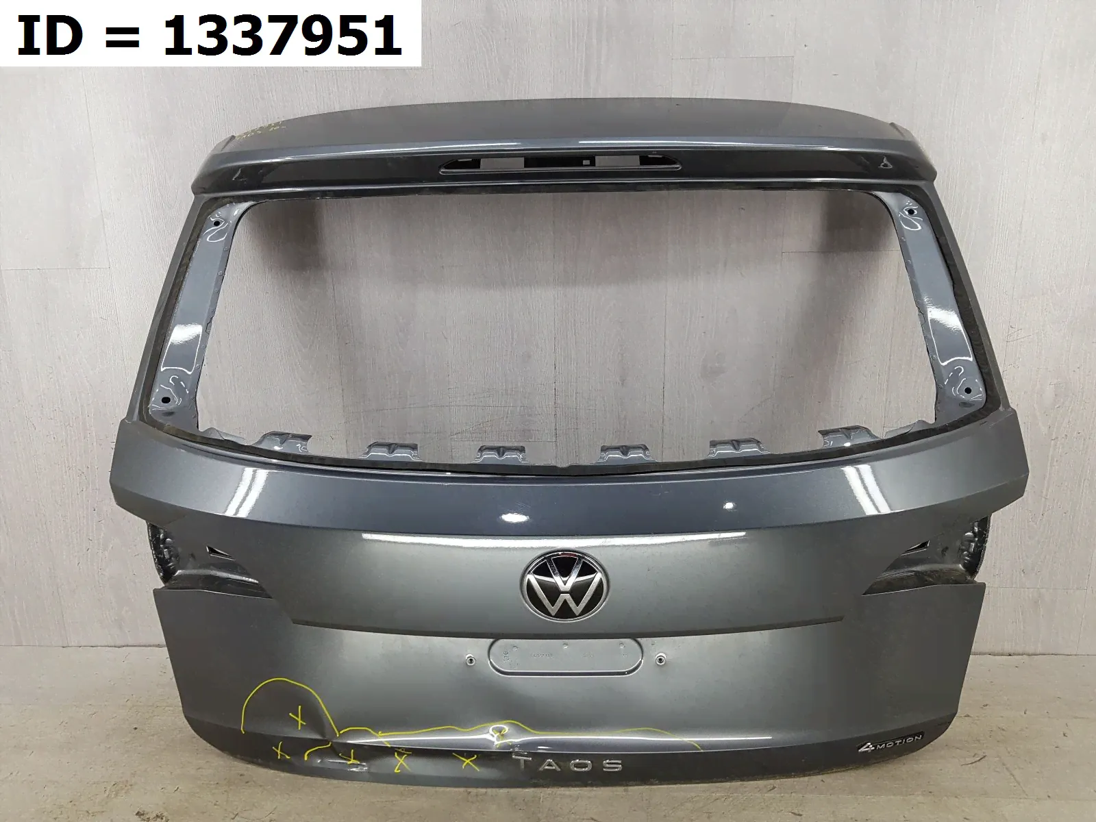 крышка багажника VOLKSWAGEN Taos 1