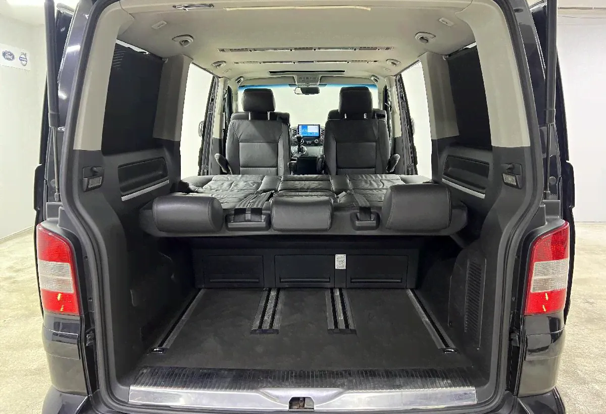 Volkswagen Multivan T5, 2.5 Дизель, 2008 г.-3