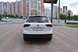 Volkswagen Tiguan 1.4 AMT (150 л.с.) 4WD 2020