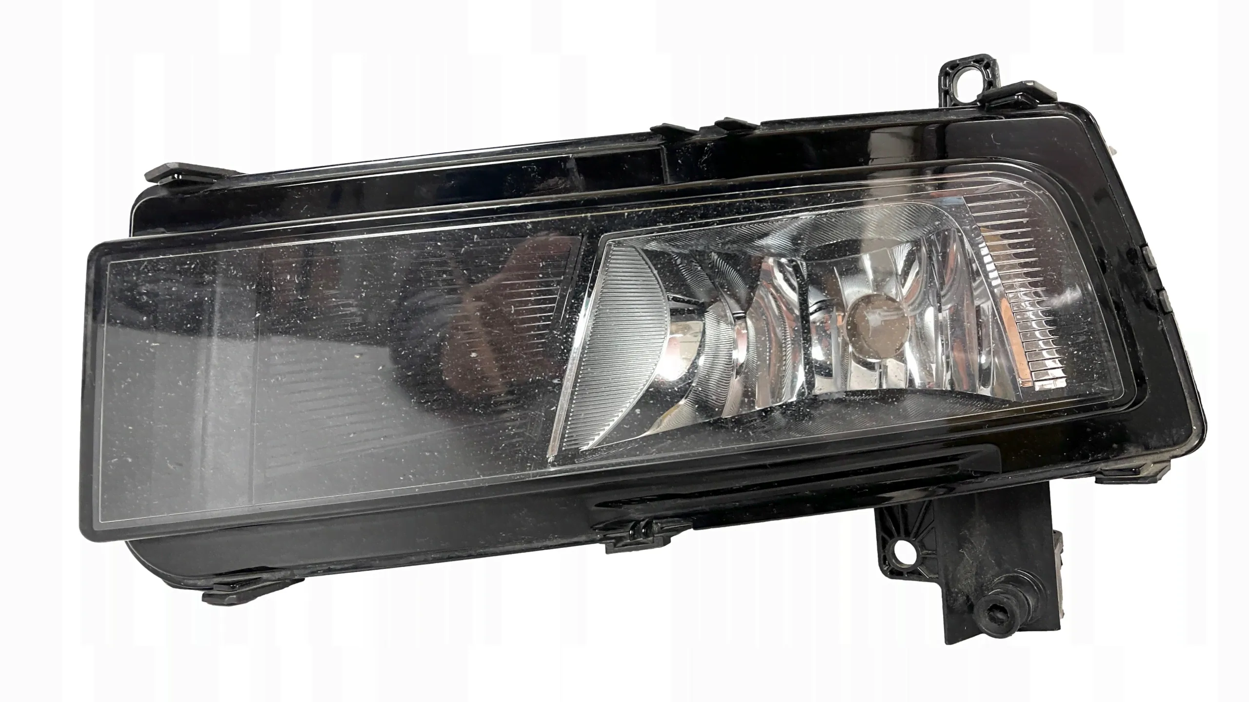 Фара противотуманная левая Volkswagen Touran 2 поколение (2010-2015), 5468971-0