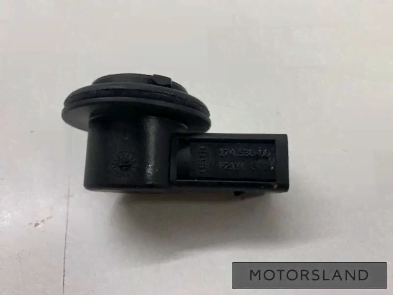 Патрон лампы фары Volkswagen Polo Sedan 5 2019г. (артикул 091-1384)