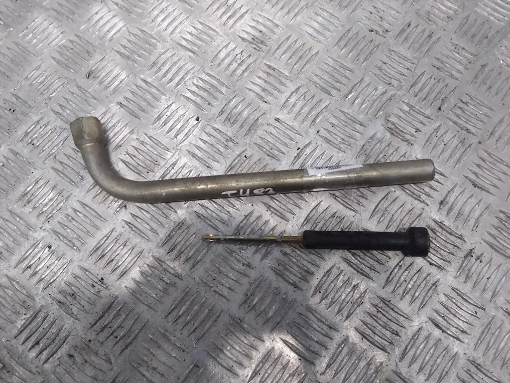 Ключ баллонный Volkswagen Polo 2, Polo 2