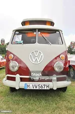 Ретро Автобусvw T 1 — стоковые фотографии и другие картинки Volkswagen - Volkswagen, фольксваген фургон, Фургон - Транспортное средство