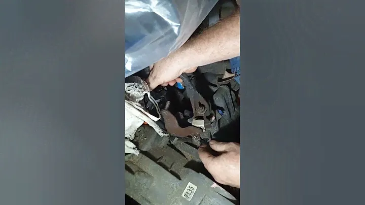 Регулировка тросов КПП Фольксваген Бора