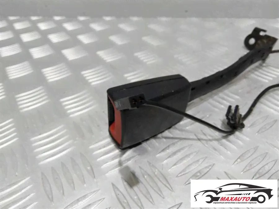 Замок ремня безопасности Volkswagen Golf 6 6 2010г. (артикул 025-15005)-1