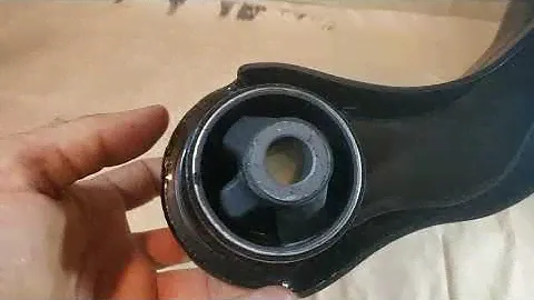 Подушка кпп Фольксваген т4 / Volkswagen T4 c 1990 -2003 Нижняя