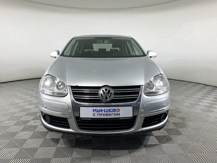 VOLKSWAGEN Jetta 1.6, 2009