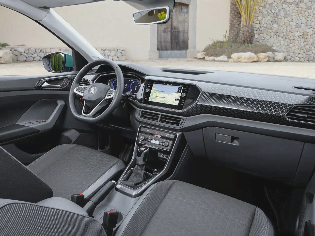 Volkswagen T-CROSS 2022 года-1