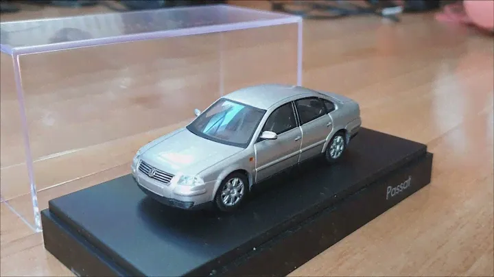 VW Passat B5, 1:43