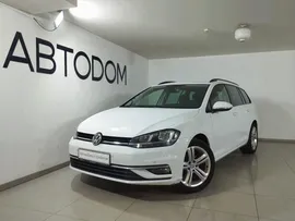 Купить Volkswagen Golf 2018, 1.4 AMT (125 л.с.) Белый с пробегом 105000 км / 5966092 по цене от 1 564 000 руб в АВТОДОМ - официальный дилер в Москве