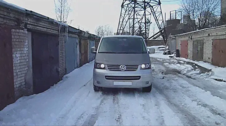 Д.Х.О. дальний свет в пол накала Volkswagen Multivan T5.