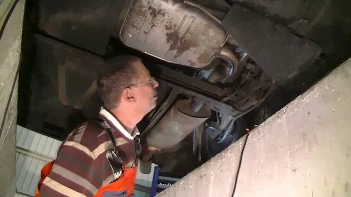 VW Passat Replacing the muffler, замена глушителя, Wechsel des Endschalldämpfers