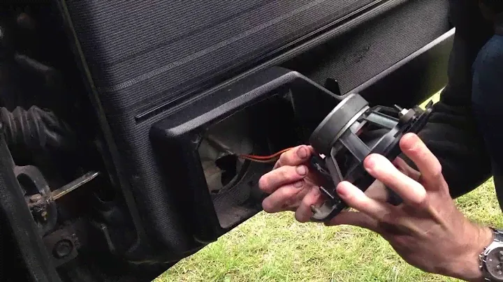 Remove door speaker cover VW Golf MK2