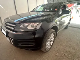 Volkswagen Touareg, 2011 год