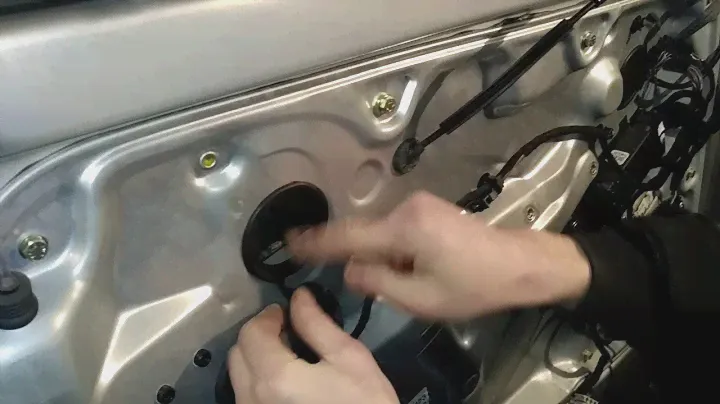 Как снять заменить стекло передних дверей VW PASSAT B5 B5+(FL)demontaz szyby drzwi przod!