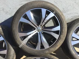 Оригинальные колеса на Volkswagen Touareg R20