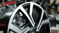 Литой диск В стиле Volkswagen Golf GTI R17 7.5J 5x100 ET42 dia 57.1