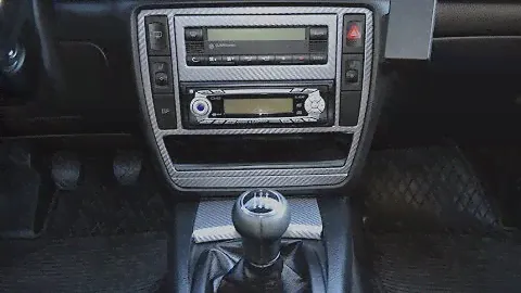 Установка 2 DIN магнитолы в авто Volkswagen Passat B5 FL