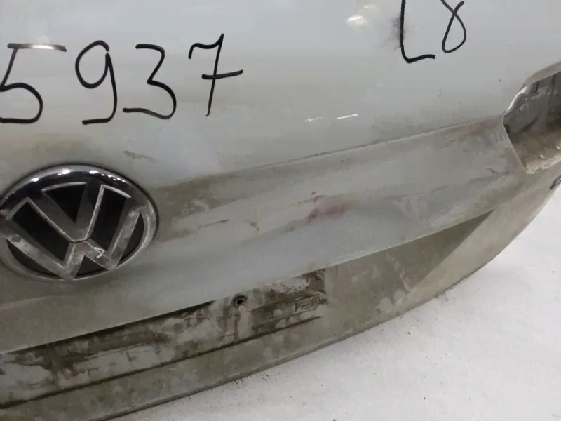 Крышка багажника Volkswagen Tiguan 2-1