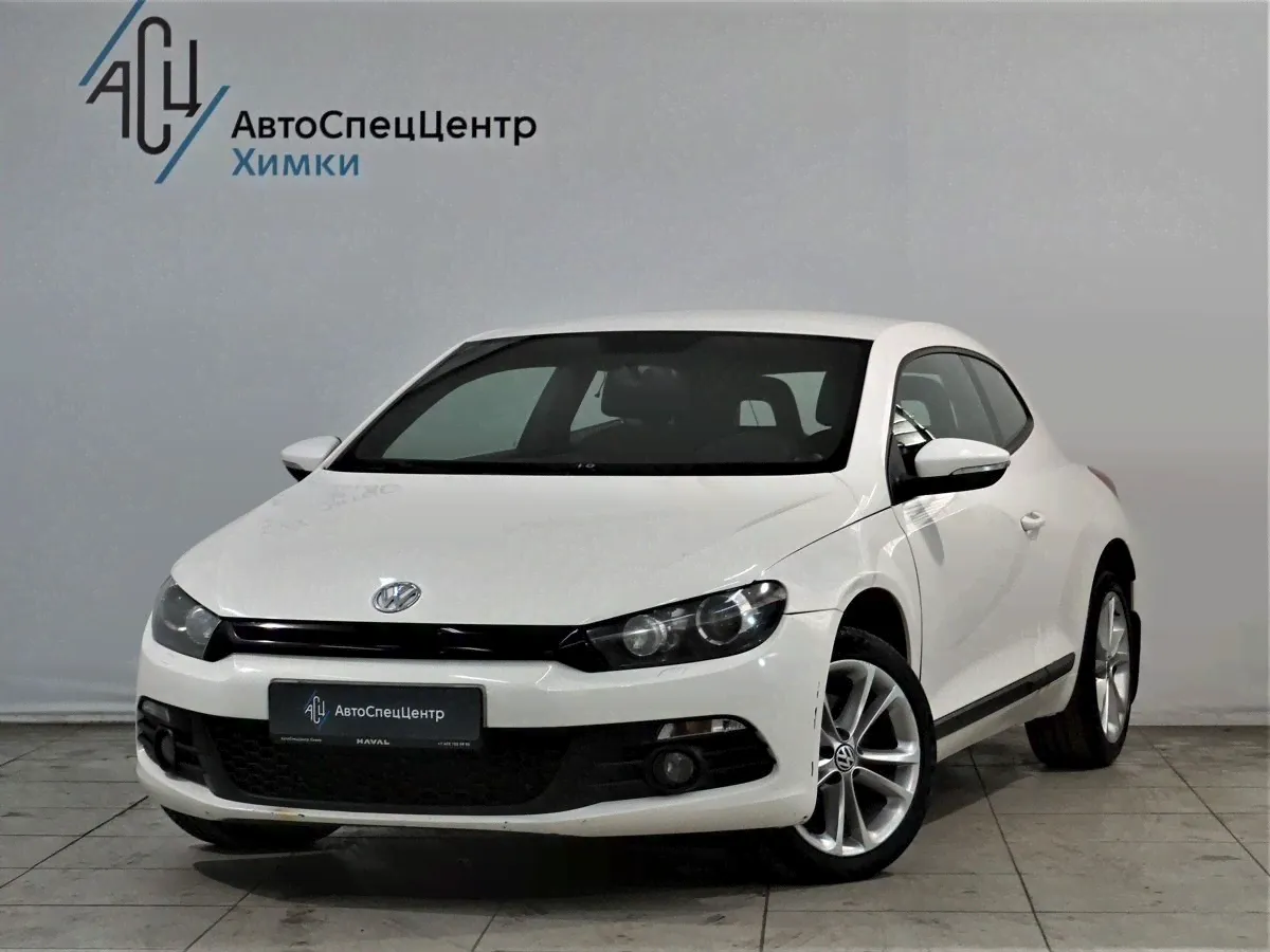 Купить Volkswagen Scirocco 2012, 2.0 AMT (210 л.с.) Белый с пробегом 153000 км / 5941994 по цене от 1 355 010 руб в АВТОДОМ - официальный дилер в Москве