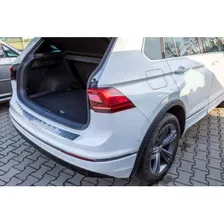 Накладка на задний бампер (Avisa 2/35459) Volkswagen Tiguan II (2017-)
