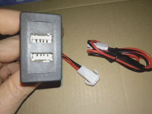 🛍 Автомобильное зарядное устройство USB зарядное устройство Автомобильное двойное зарядное устройство USB для VW для моделей Volkswagen T4 2,1a для автомобильного зарядного устройства Volkswagen специ-2