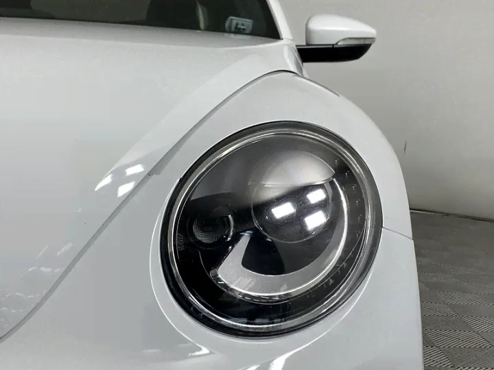 VOLKSWAGEN Beetle 1.4, 2014-4