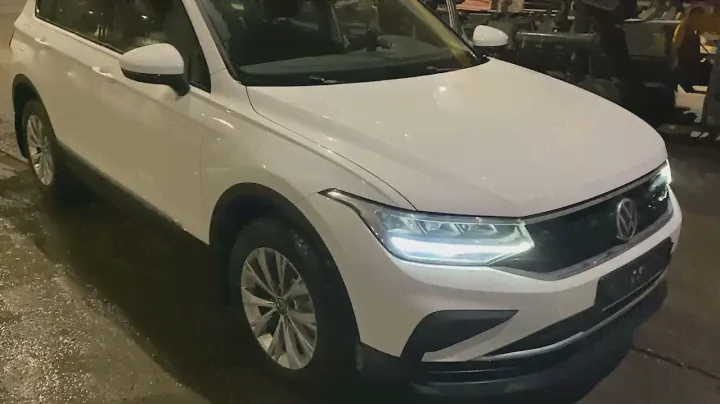 Volkswagen Tiguan 1.4TSI 125 6МКПП FWD RESPECT 2021