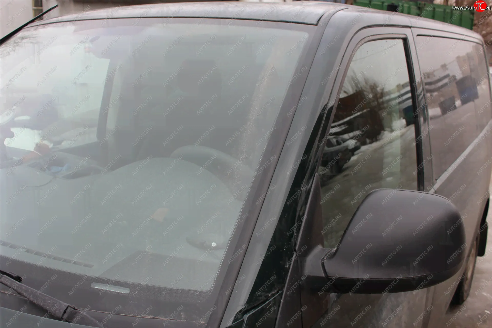 Водостоки лобового стекла Стрелка 11 Volkswagen Transporter T5 (2003-2015), Volvo S40 MS седан (2004-2012)