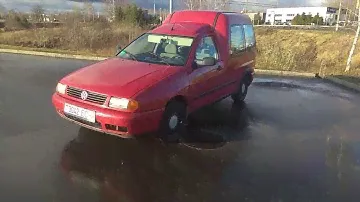 Volkswagen Caddy  2000 год