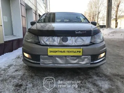 Маска утеплитель радиатора ПРЕМИУМ для автомобиля Volkswagen Polo / Фольксваген Поло (2015 - 2020)-0