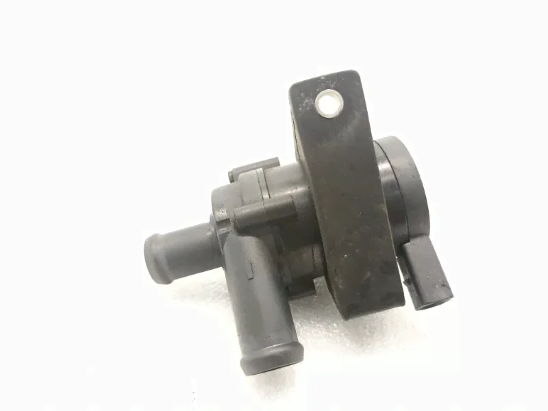 Помпа дополнительная Volkswagen Passat 2008 B6 3.2 AXZ 1K0965561 в Санкт-Петербурге-1