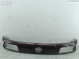 Решетка радиатора Volkswagen Passat B3