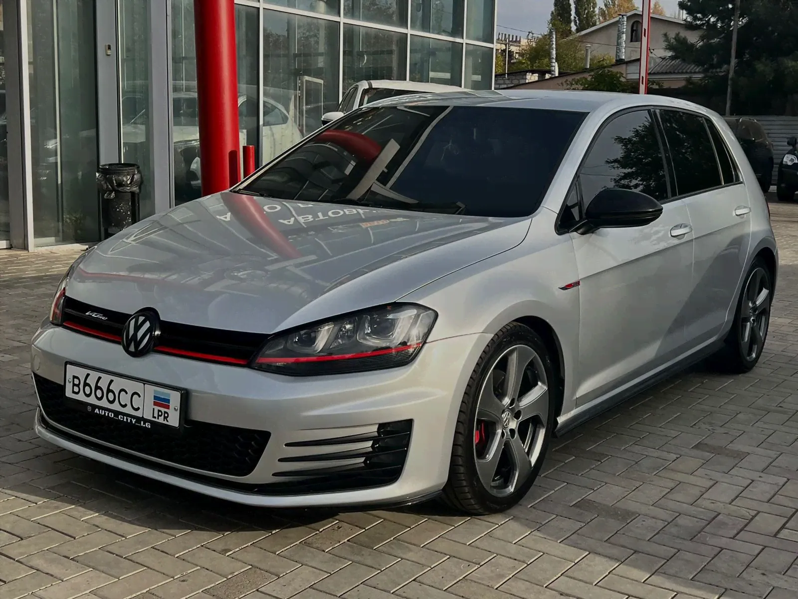 Volkswagen Golf GTI Stage 3 (🐴400+ л. с.)