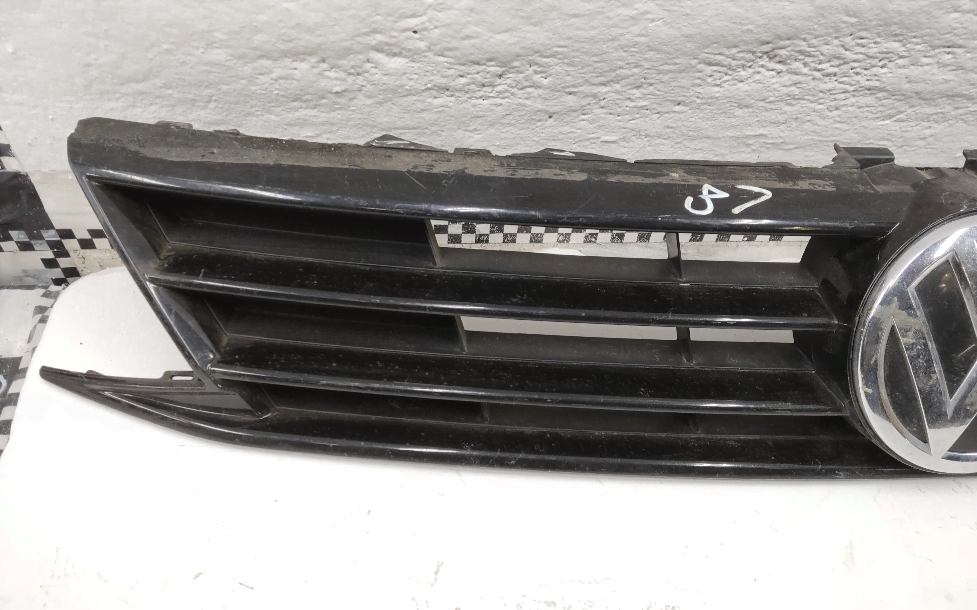 Решетка радиатора Volkswagen Jetta 6 Restail-3