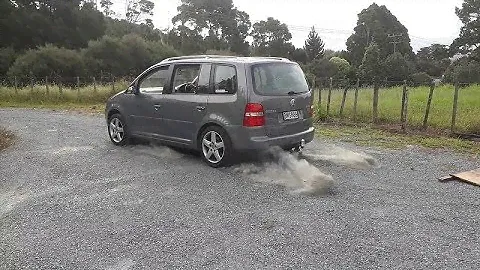 R32ran: 4motion Touran R32 ! VR6 4WD Manual