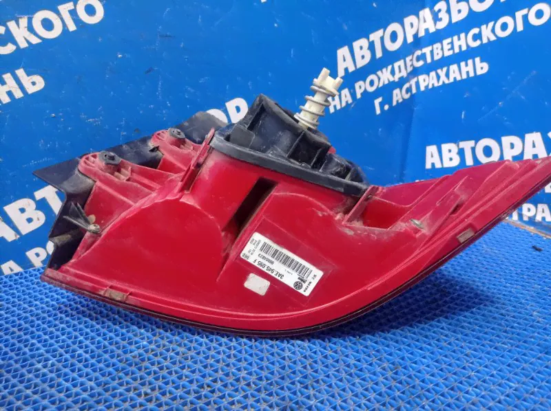 Задний левый фонарь Volkswagen Passat B7 2012 седан CDA 3AE945095F в Астрахани-0