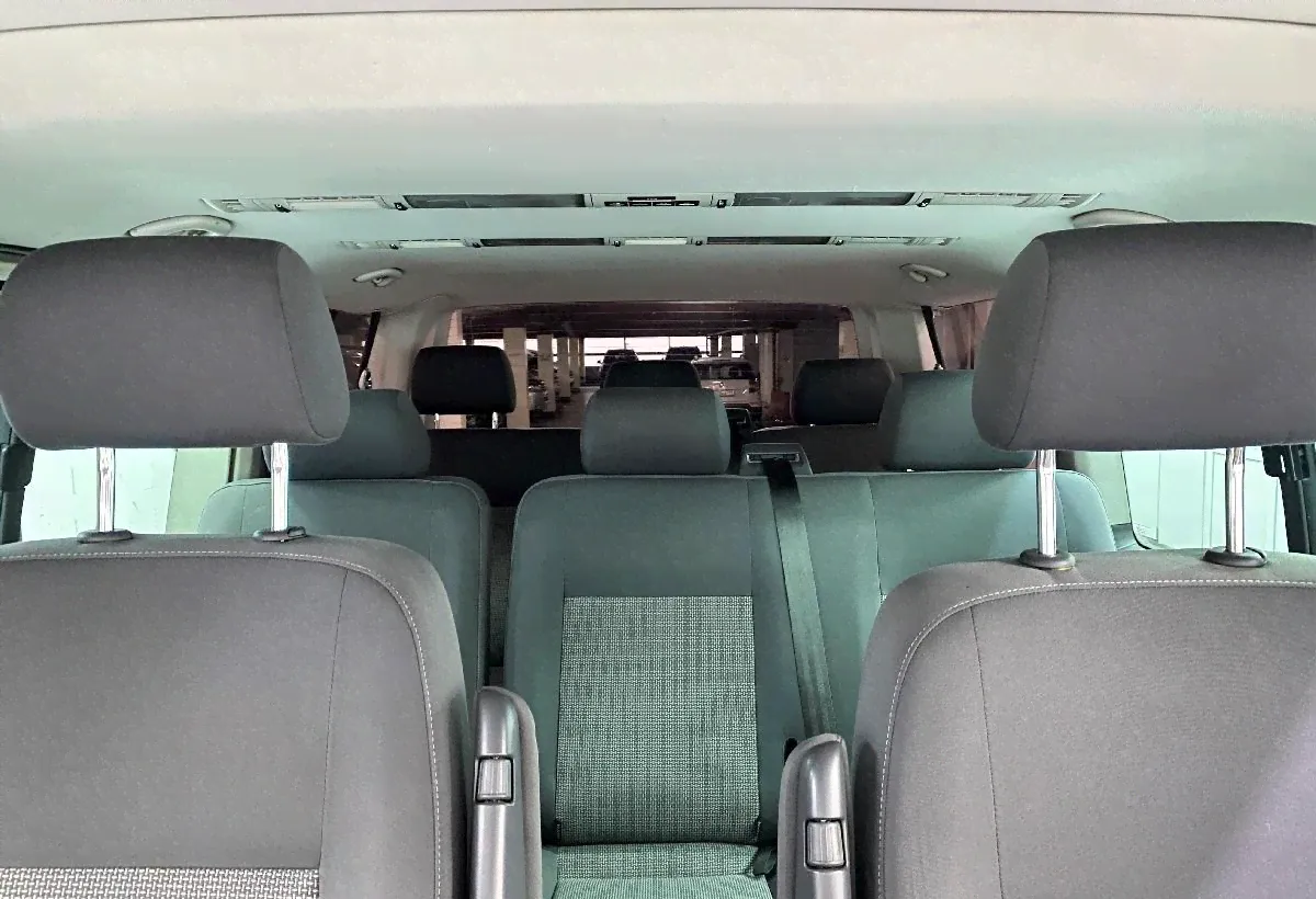 Volkswagen Caravelle T6, 2.0 Дизель, 2015 г.