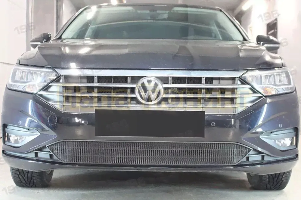 Защита радиатора Папа Тюнинг для Volkswagen Jetta 2020- black-2