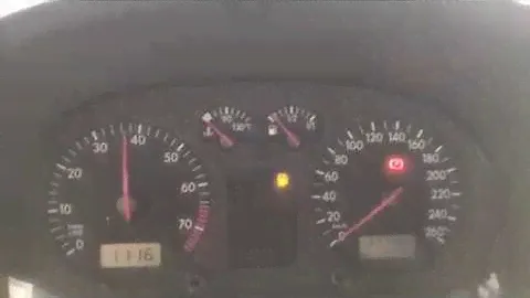 Разборка Volkswagen Golf 4 2.0 AQY (VIN: WVWZZZ1JZXB164299) 35080