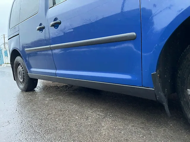 Накладка на пороги Volkswagen Caddy 3-0