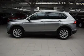 Volkswagen Tiguan 2.0 AMT (180 л.с.) 4WD 2018