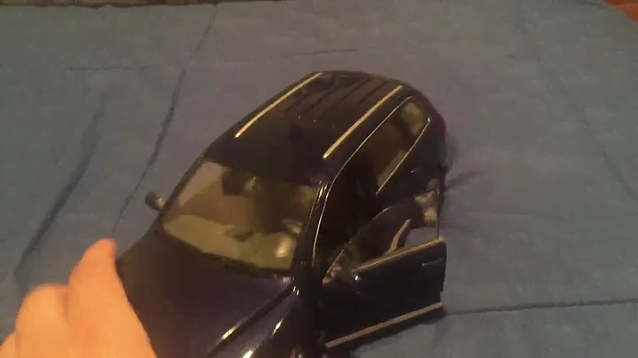 Scale 1:18 VW Touareg review