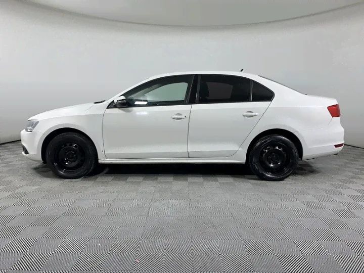VOLKSWAGEN Jetta 1.6, 2012-0