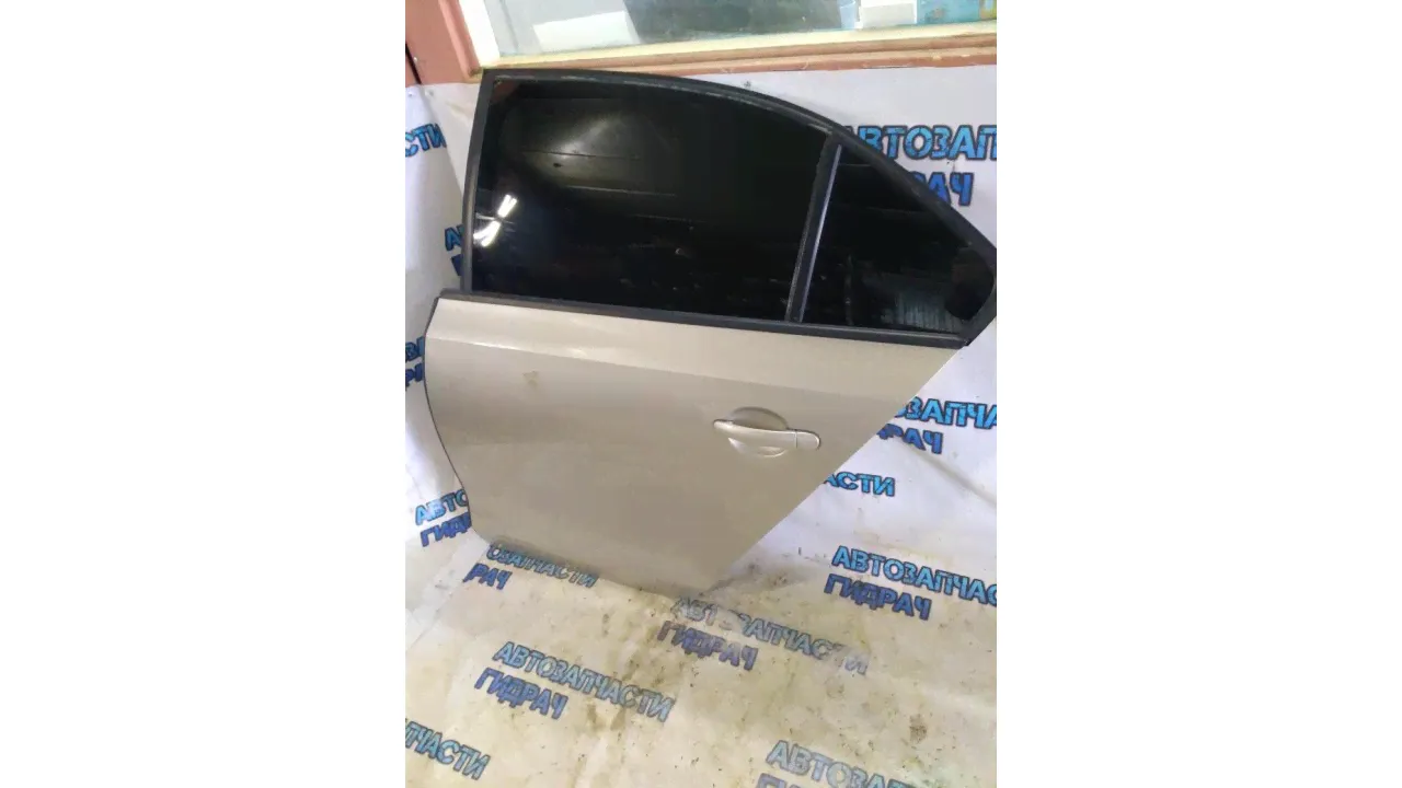 дверь задняя левая Volkswagen Jetta 2012