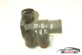 Фланец (тройник) системы охлаждения Volkswagen Passat B3 1989г. (артикул 1104-145002)