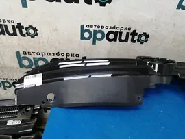 Решетка радиатора Volkswagen Jetta VI рест. 2015-2018, 5C6853655F