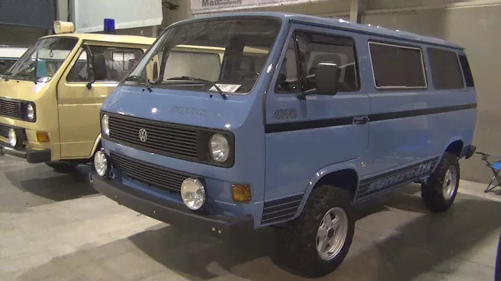 Volkswagen Transporter T3 Syncro Blue (1986) Exterior and Interior