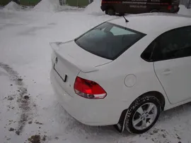Высокий спойлер для Volkswagen Polo Sedan