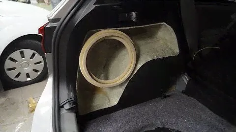Установка сабвуфера JL Audio 10W3v3 в VW Tiguan